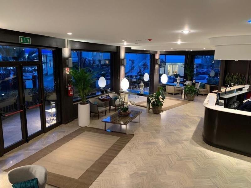 Hotel Caraibi Milano Marittima Dış mekan fotoğraf