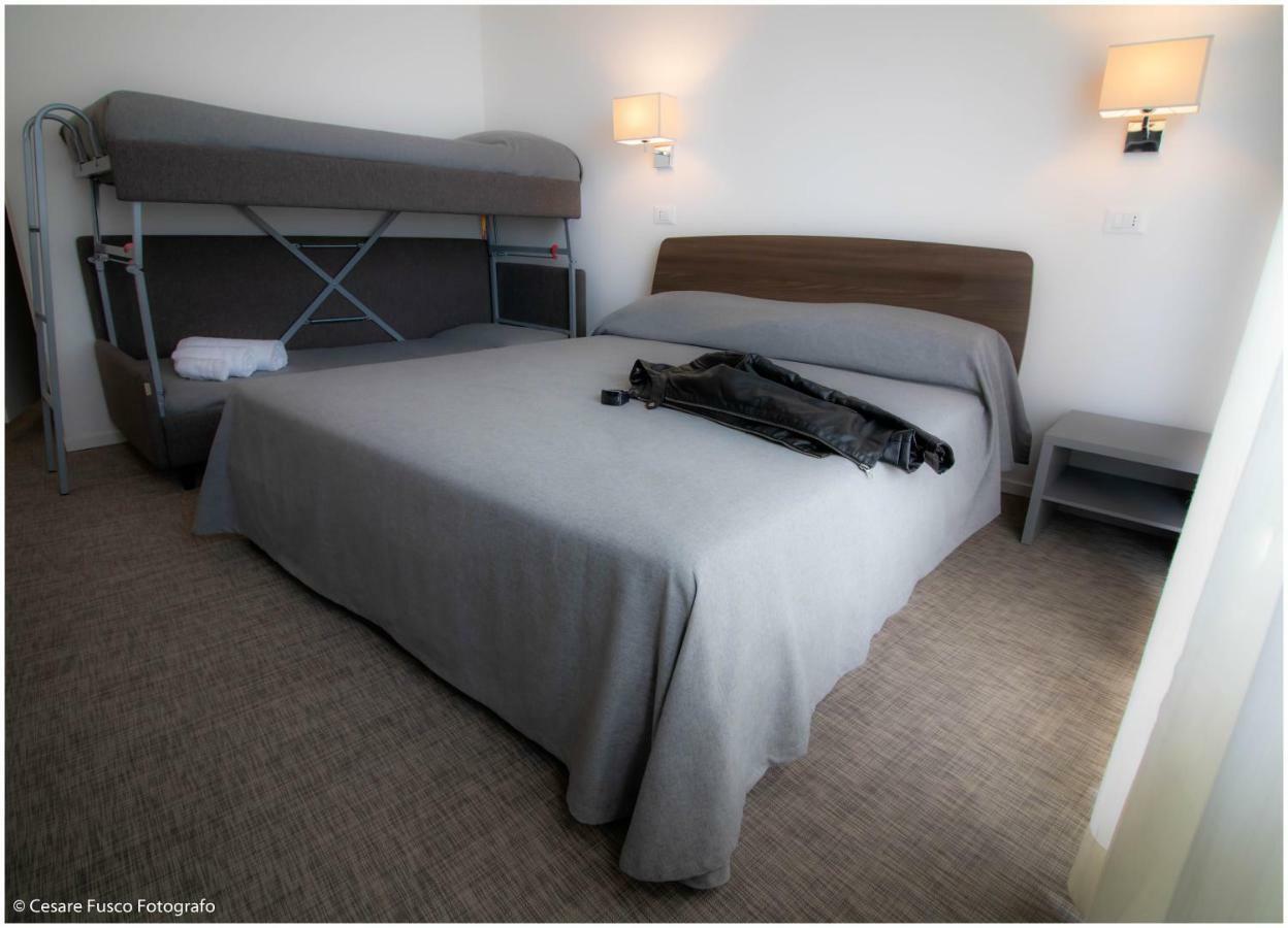 Hotel Caraibi Milano Marittima Dış mekan fotoğraf