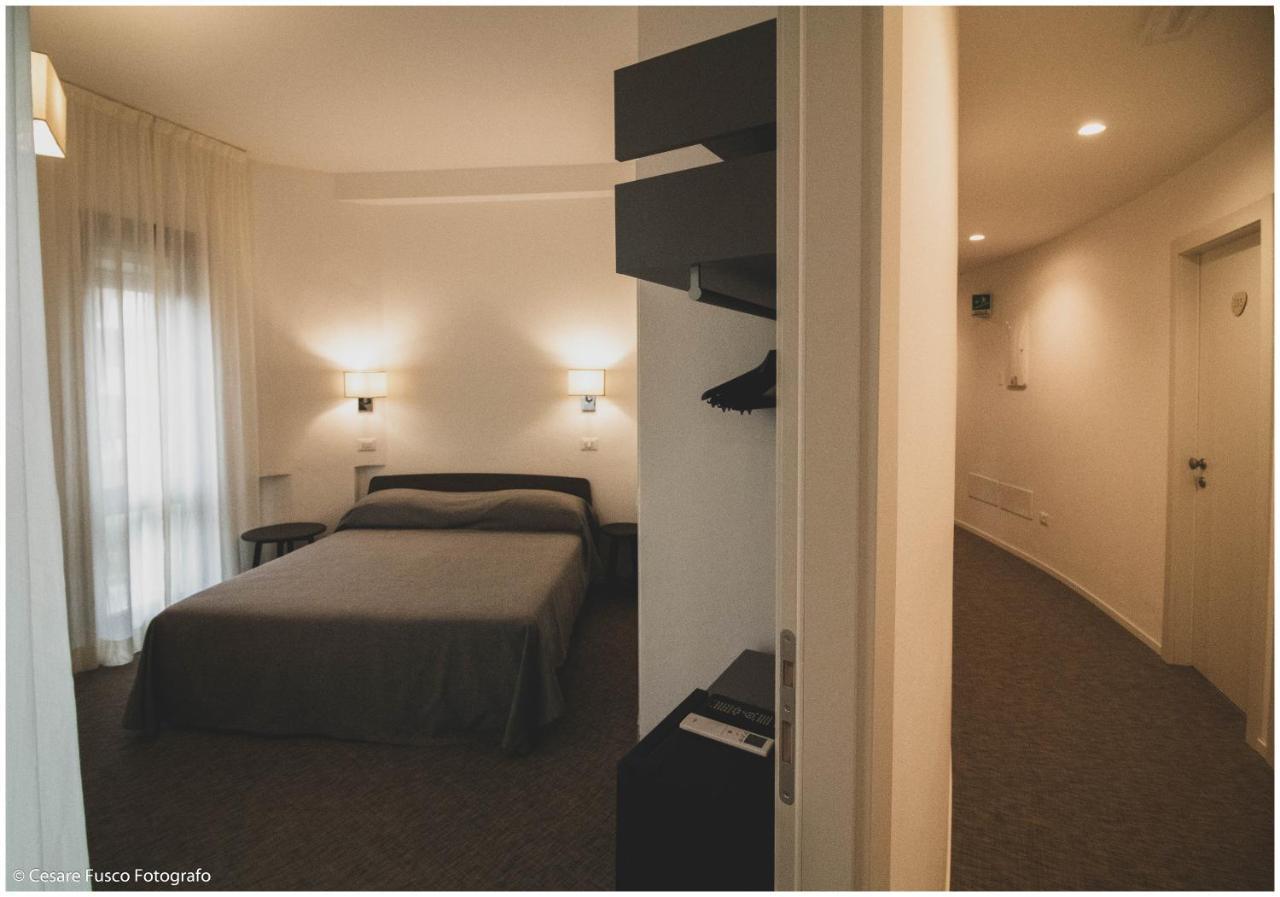 Hotel Caraibi Milano Marittima Dış mekan fotoğraf